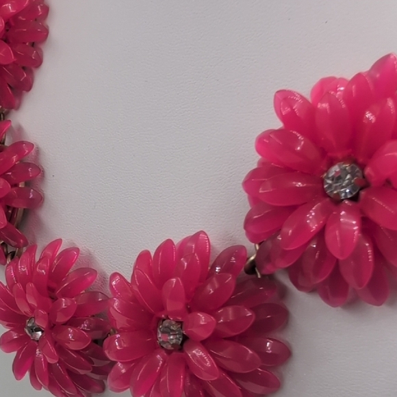 J. Crew Pink Dahlia Floral 3D Statement Necklace - Picture 3 of 7